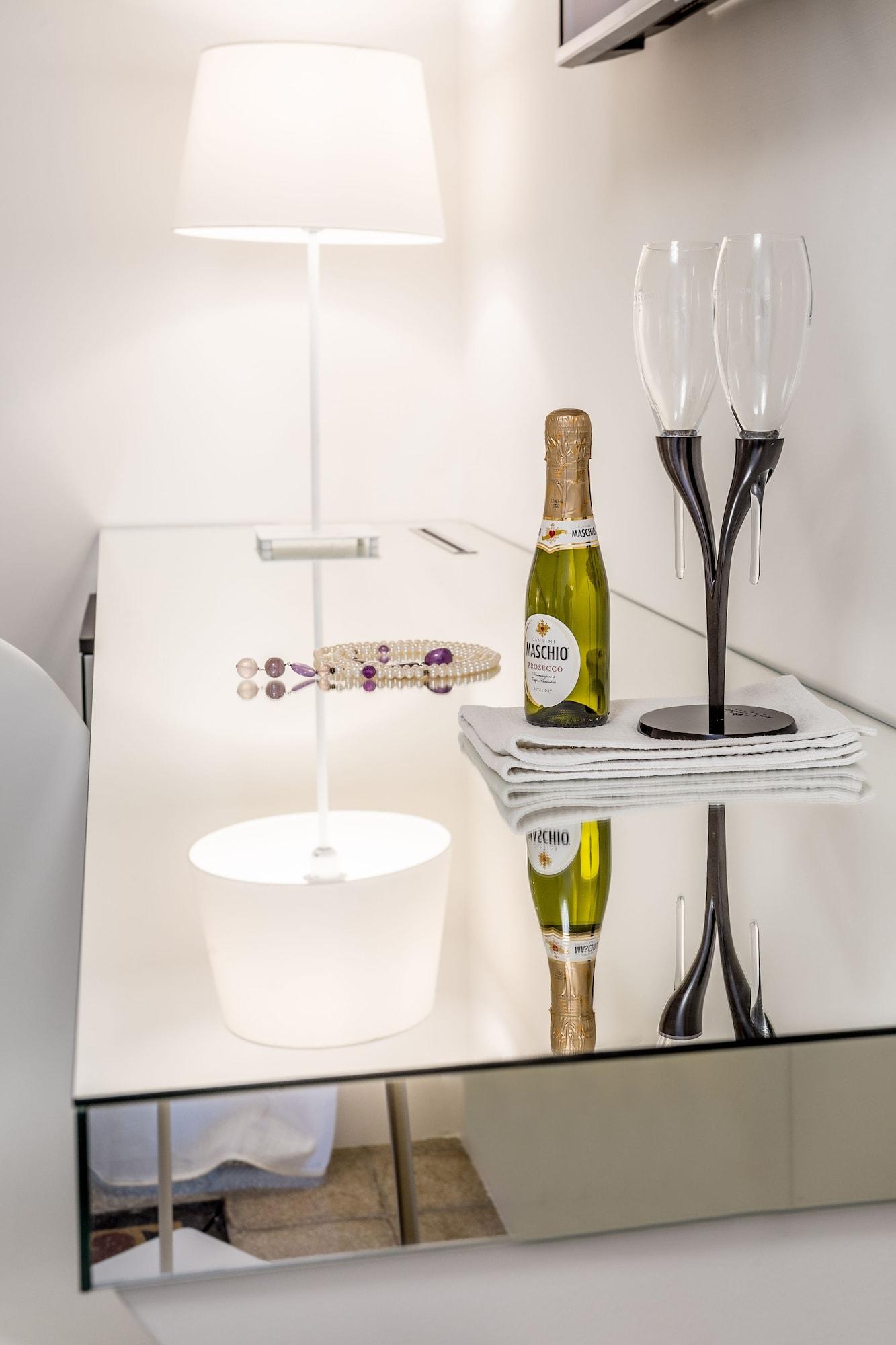 Home Boutique Luxury & Design ريجّو دي كالابريا المظهر الخارجي الصورة