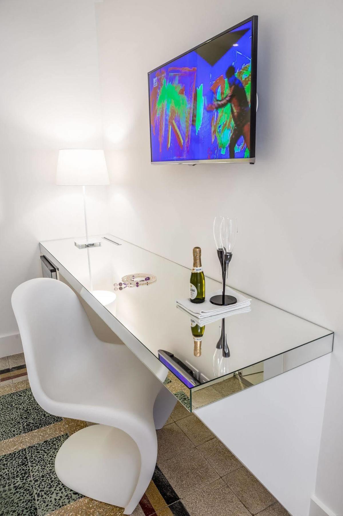 Home Boutique Luxury & Design ريجّو دي كالابريا المظهر الخارجي الصورة
