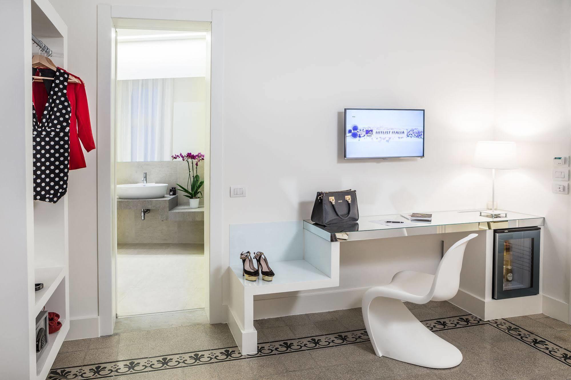 Home Boutique Luxury & Design ريجّو دي كالابريا المظهر الخارجي الصورة